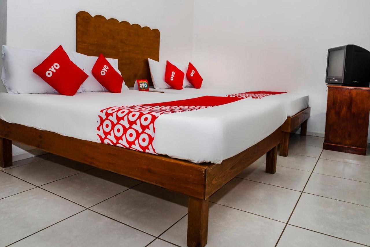 Hotel Oyo Miramar, Loreto