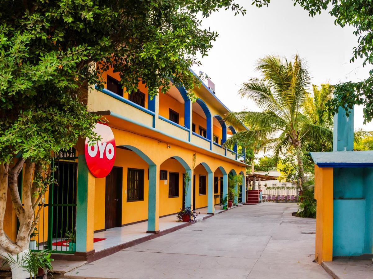 Hotel Oyo Miramar, Loreto 5*